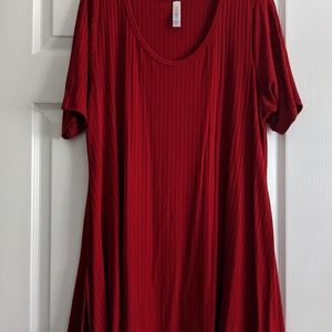 Lularoe perfect t size L red